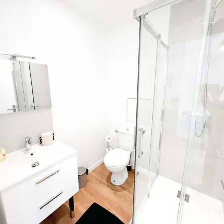 L'iris Du Commando-t2 Cosy A 100m De La *