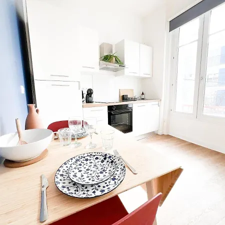 L'iris Du Commando-t2 Cosy A 100m De La